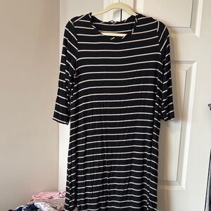 Reitmans Black and Cream Striped Long Sleeve Dress